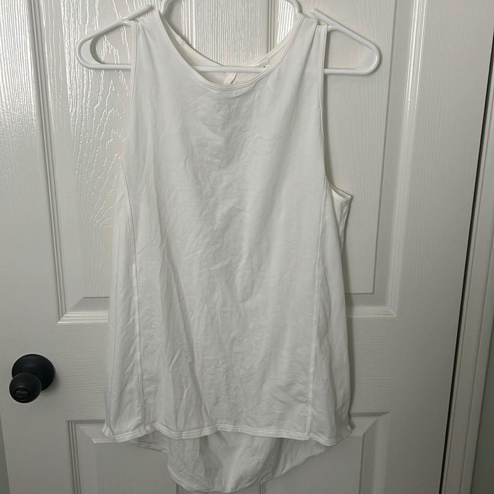 Lululemon white Pima cotton loose fitting shirt.